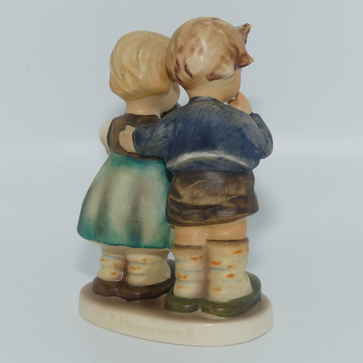 HUM0220 MI Hummel figure We Congratulate TMK3