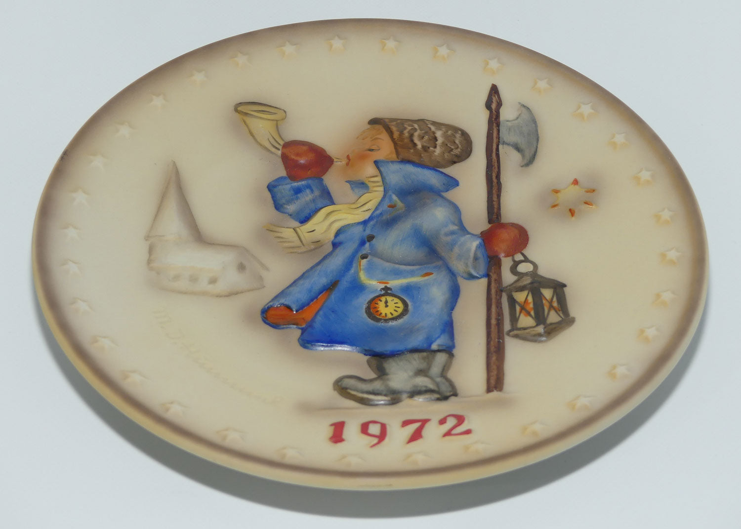 HUM0265 MI Hummel Annual Plate 1972 | Hear Ye, Hear Ye