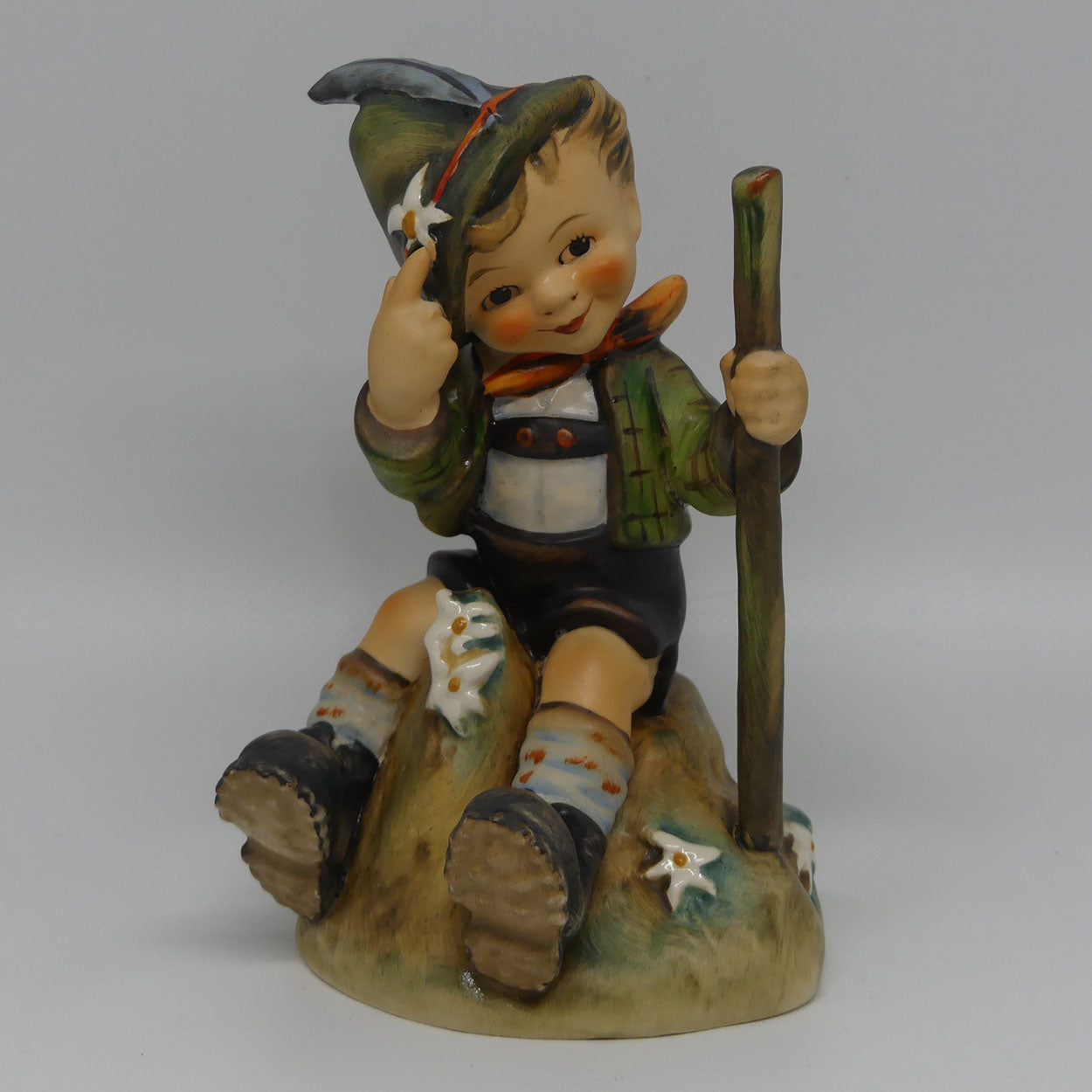 hum0315-mi-hummel-figure-mountaineer-tmk5