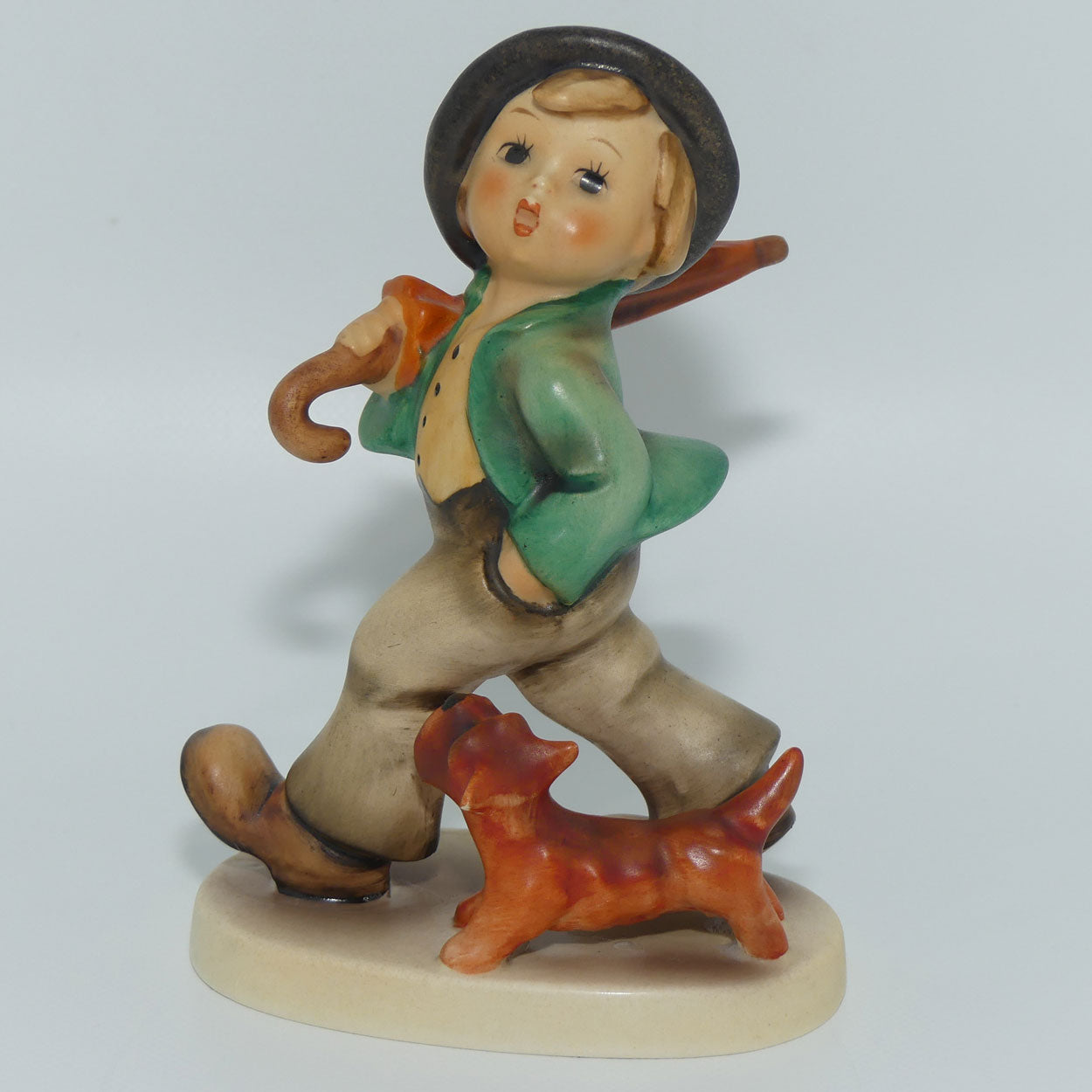 HUM0005 MI Hummel figure Strolling Along | TMK5