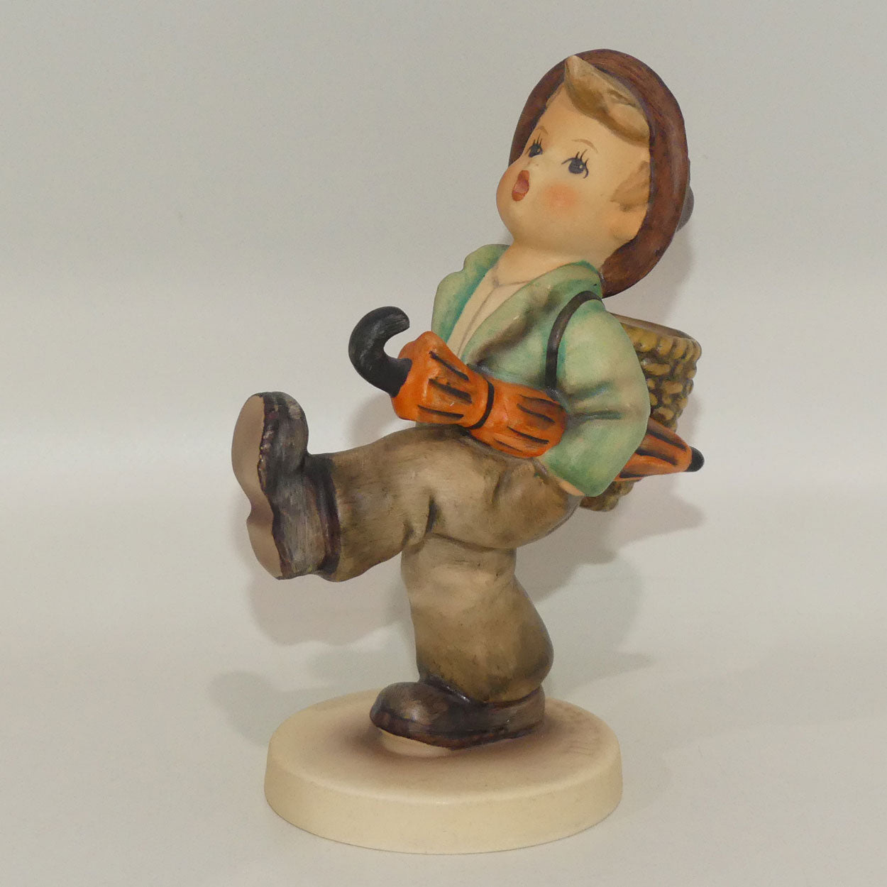 hum0079-mi-hummel-figure-globe-trotter-2-tmk6