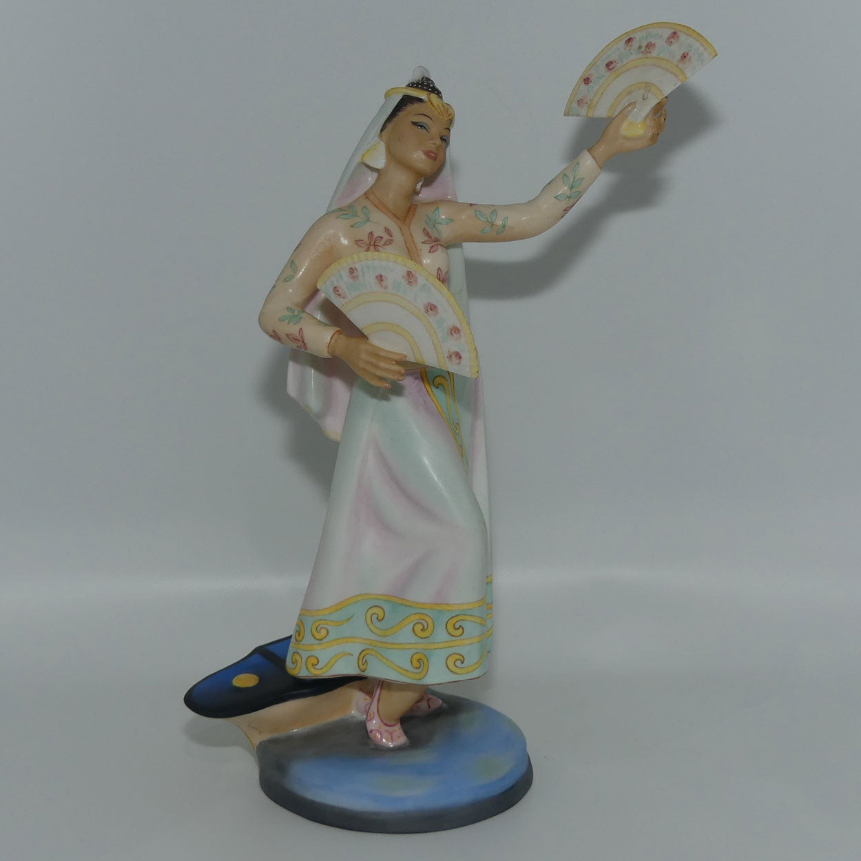 HN2439 Royal Doulton figure Philippine Dancer | LE24 | + Cert