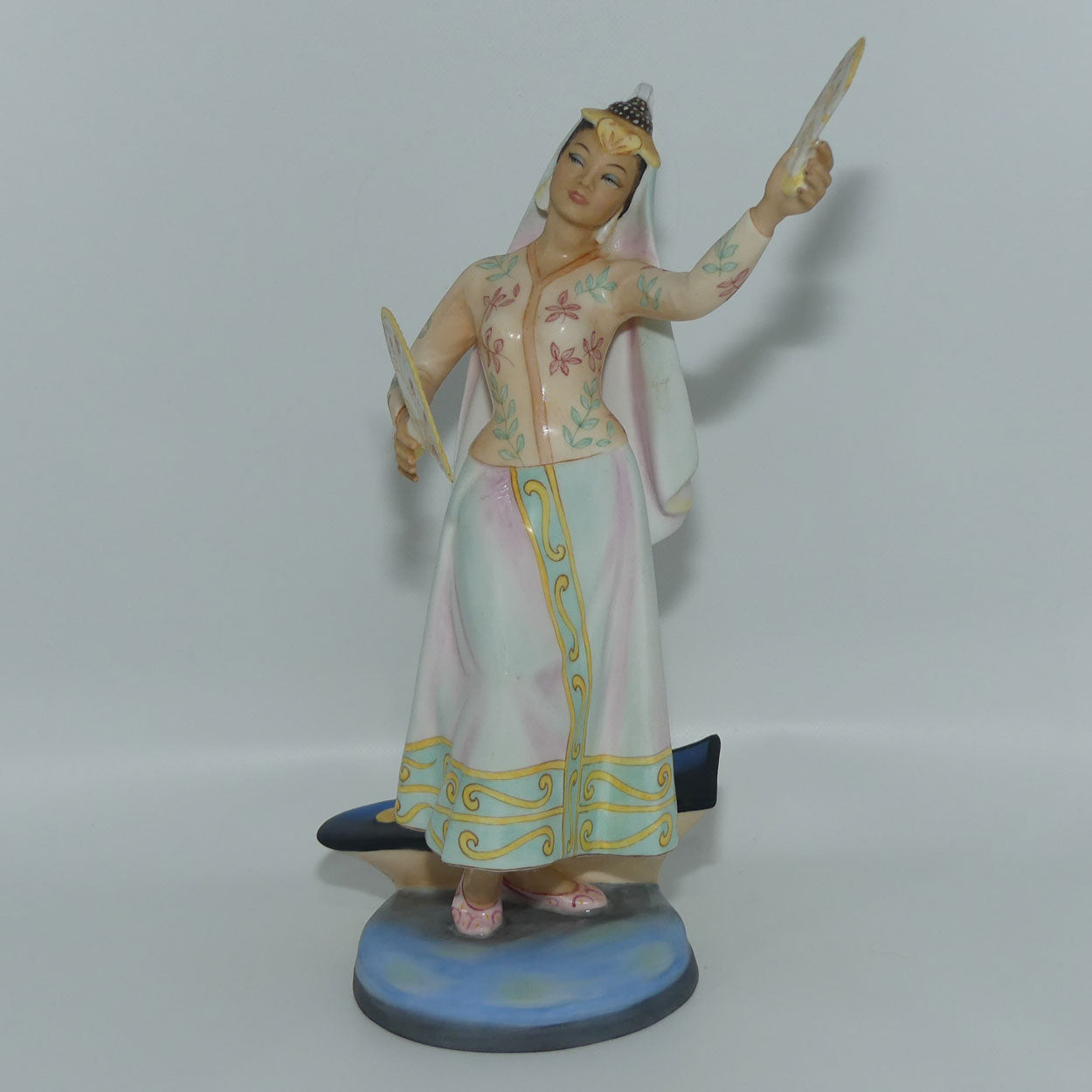 HN2439 Royal Doulton figure Philippine Dancer | LE24 | + Cert