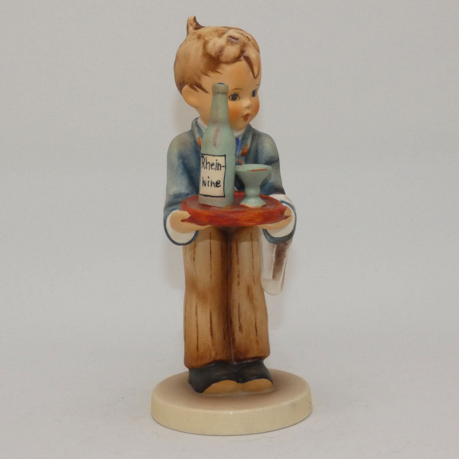 hum154-0-mi-hummel-figure-waiter