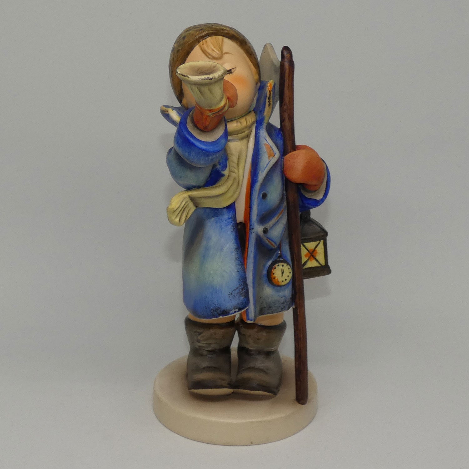 hum15-ii-mi-hummel-figure-hear-ye-hear-ye