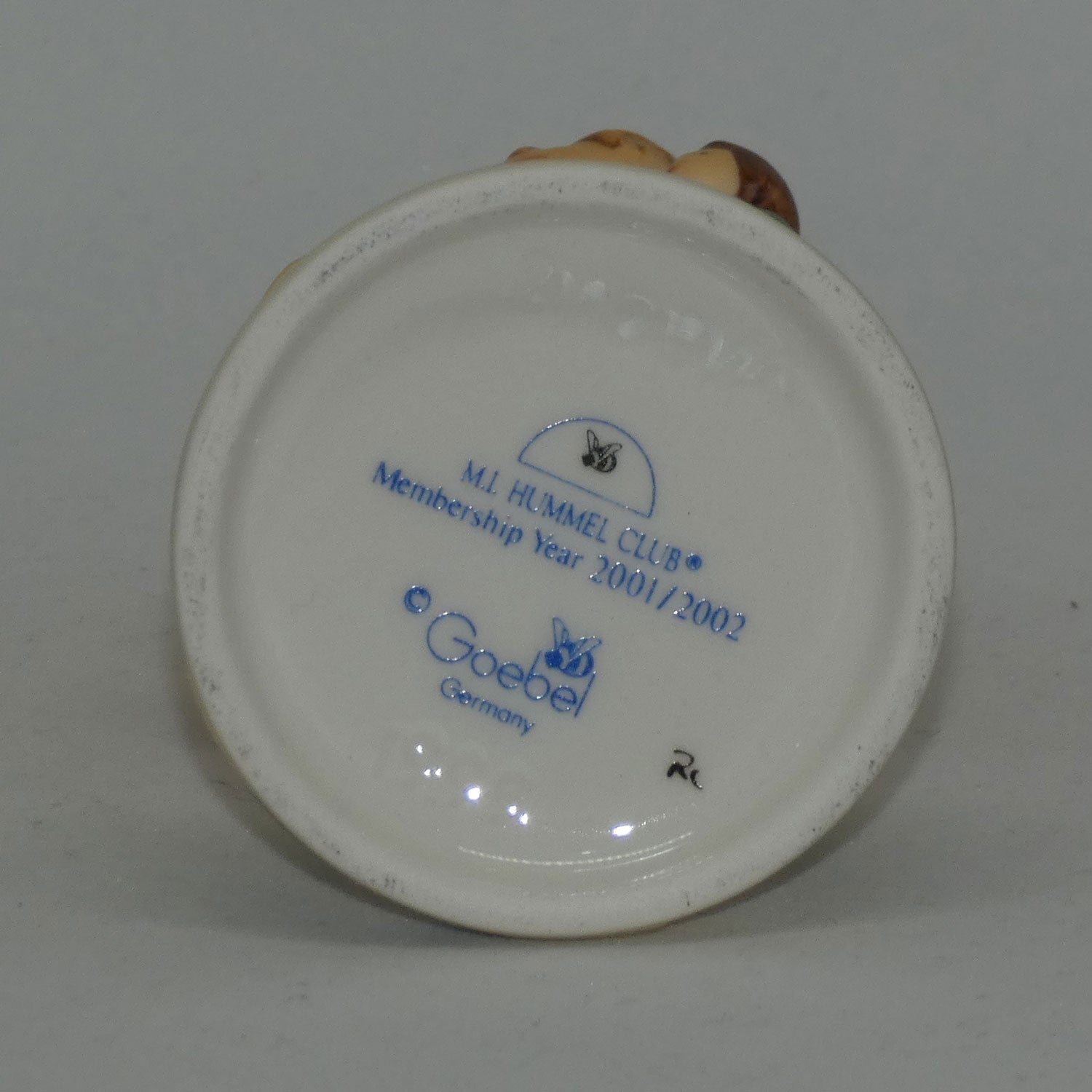 hum2103-a-mi-hummel-figure-puppet-princess