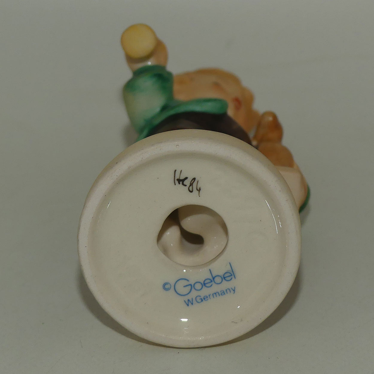 hum0239-c-mi-hummel-figure-boy-with-horse-2