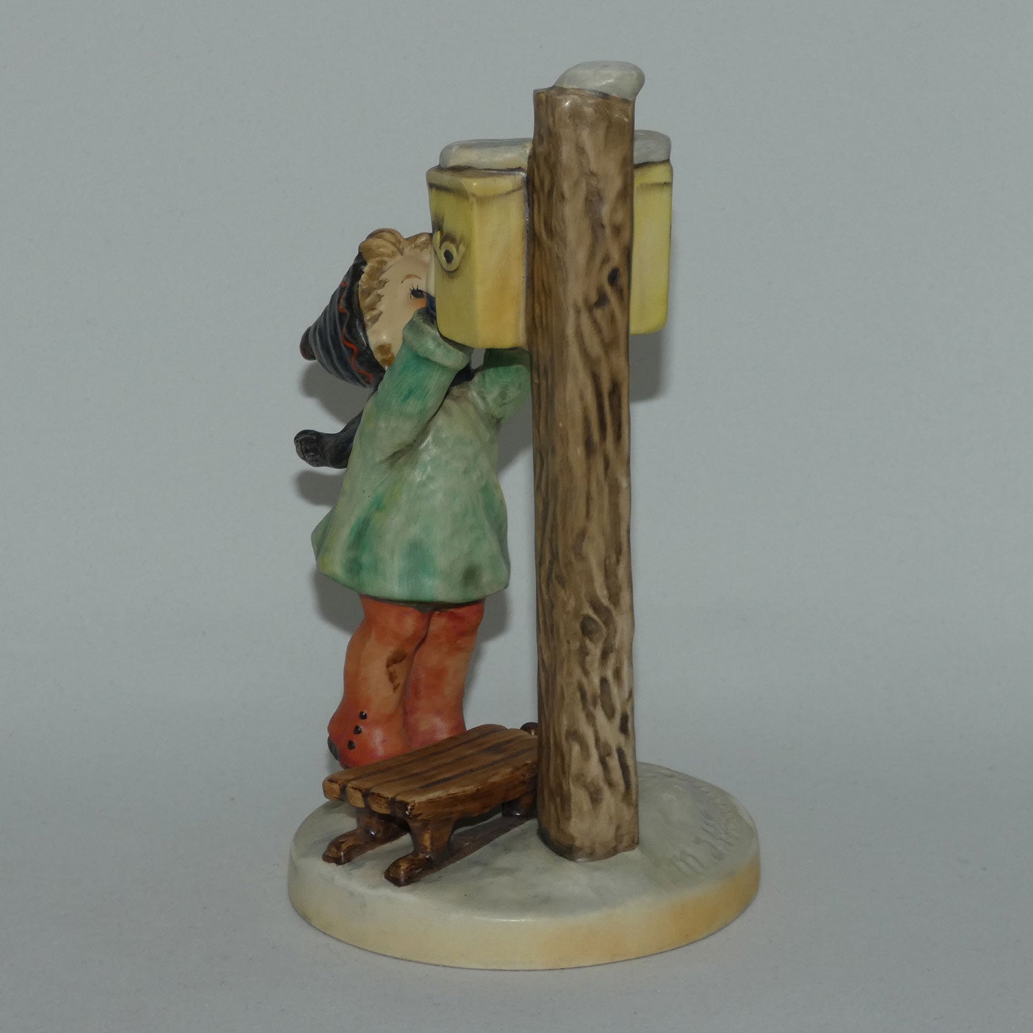 hum340-mi-hummel-figure-letter-to-santa