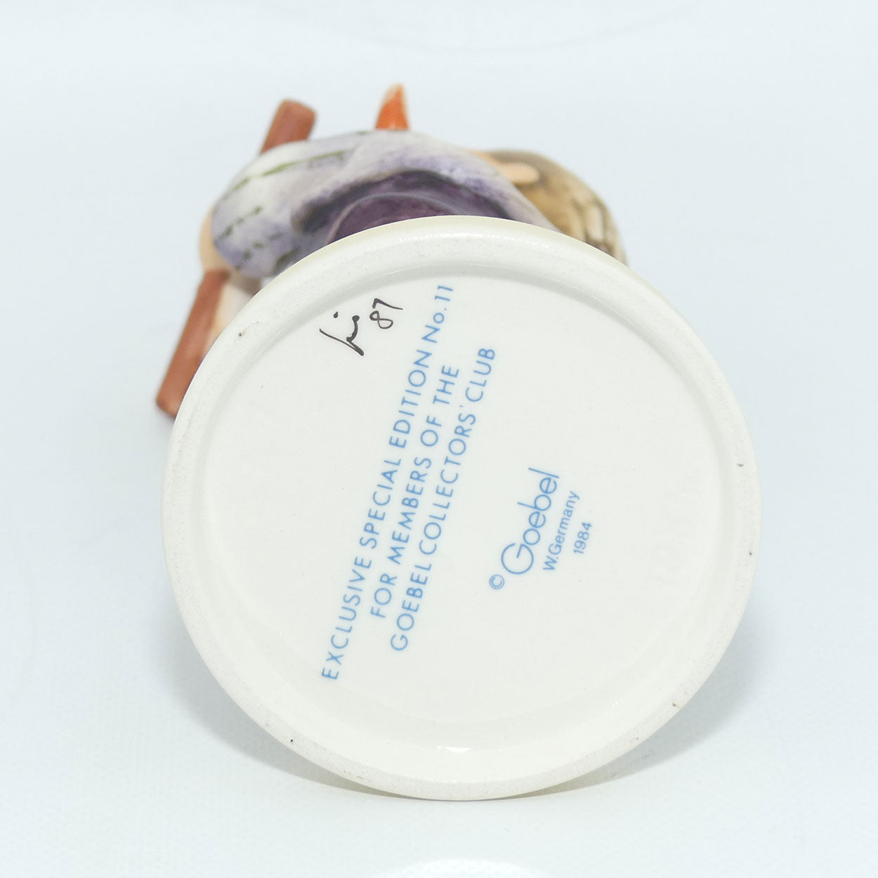 hum447-mi-hummel-figure-morning-concert