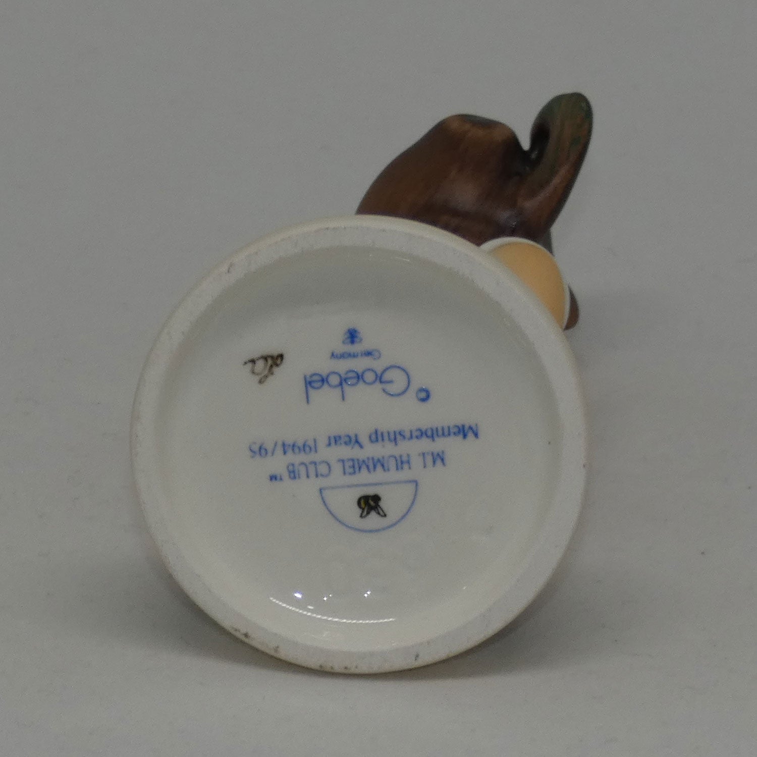 hum630-mi-hummel-figure-for-keeps