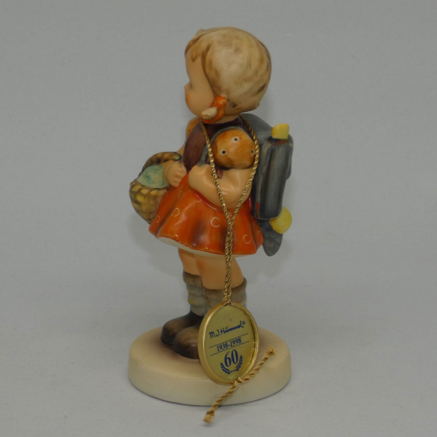hum81-2-0-mi-hummel-figure-school-girl-60th-anniversary