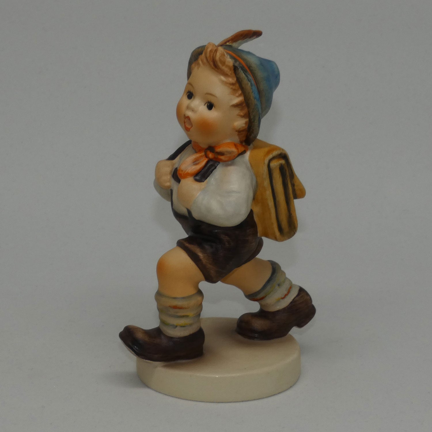 HUM0082/2/0 MI Hummel figure School Boy | TMK5
