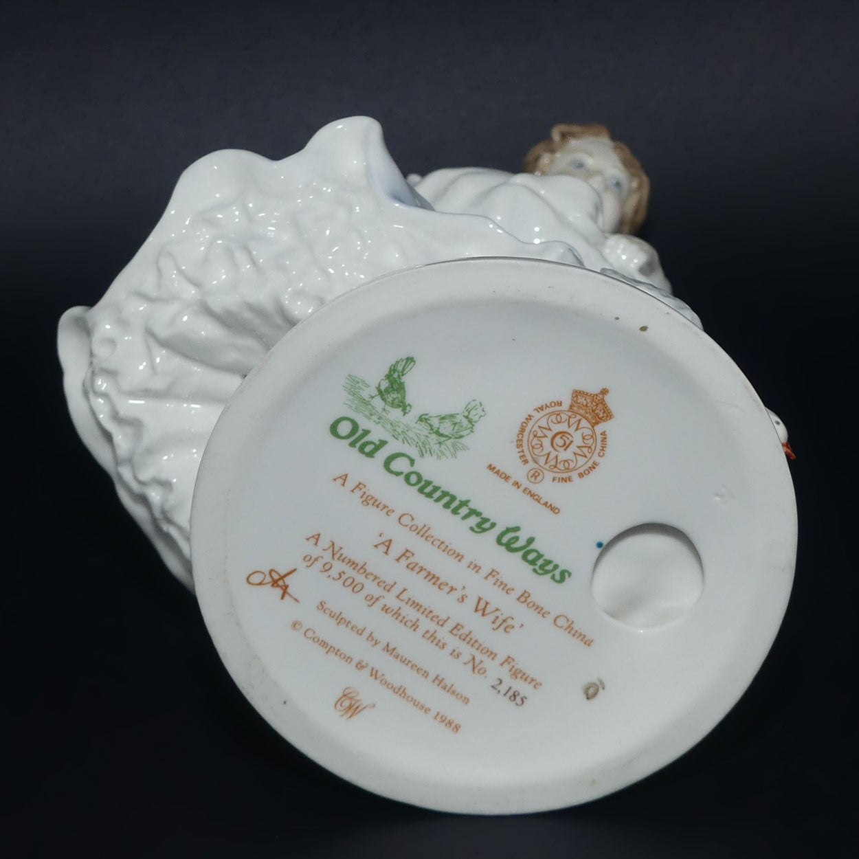 RW4373 Royal Worcester Old Country Ways figurine | A Farmer's Wife | Ltd Ed