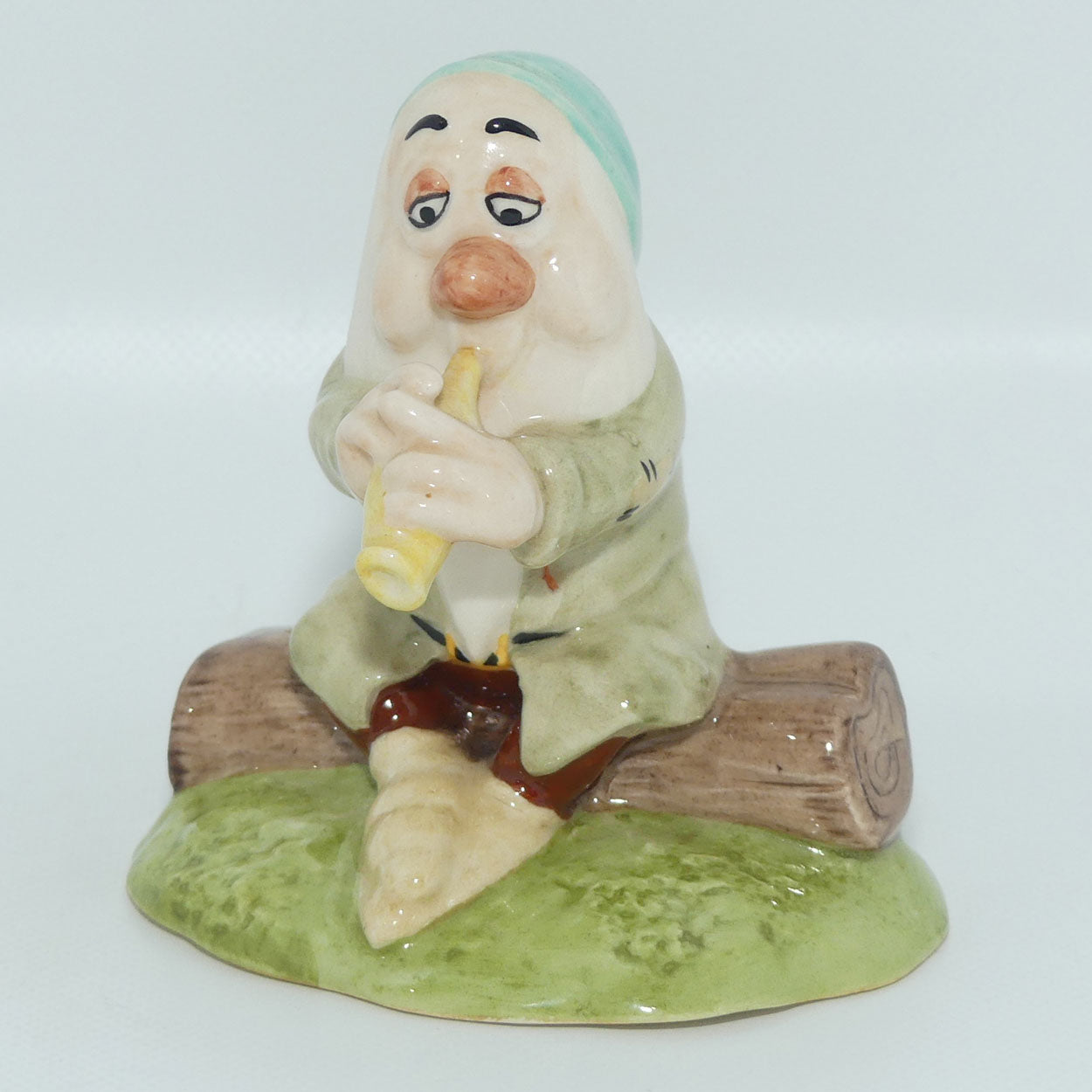 SW15 Royal Doulton Disney Snow White and Seven Dwarfs figure | Sleepy