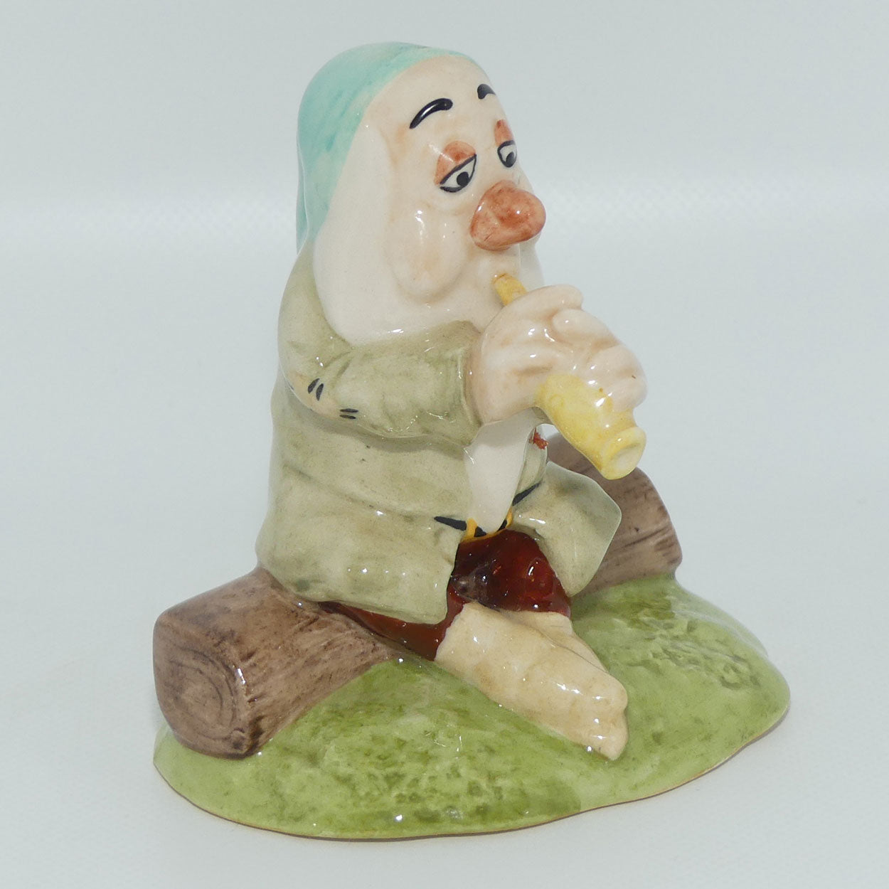 SW15 Royal Doulton Disney Snow White and Seven Dwarfs figure | Sleepy