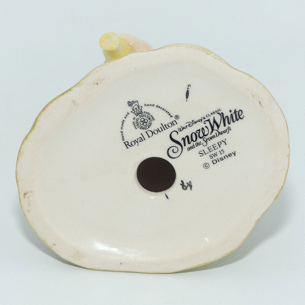 SW15 Royal Doulton Disney Snow White and Seven Dwarfs figure | Sleepy