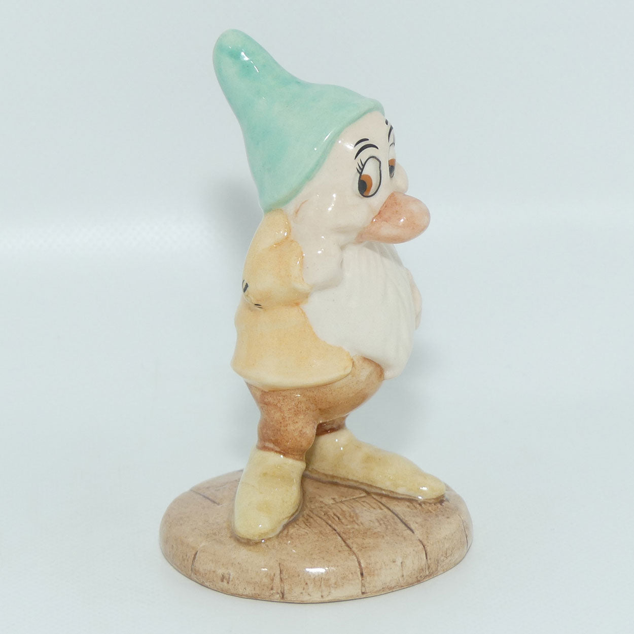 SW16 Royal Doulton Disney Snow White and Seven Dwarfs figure | Bashful