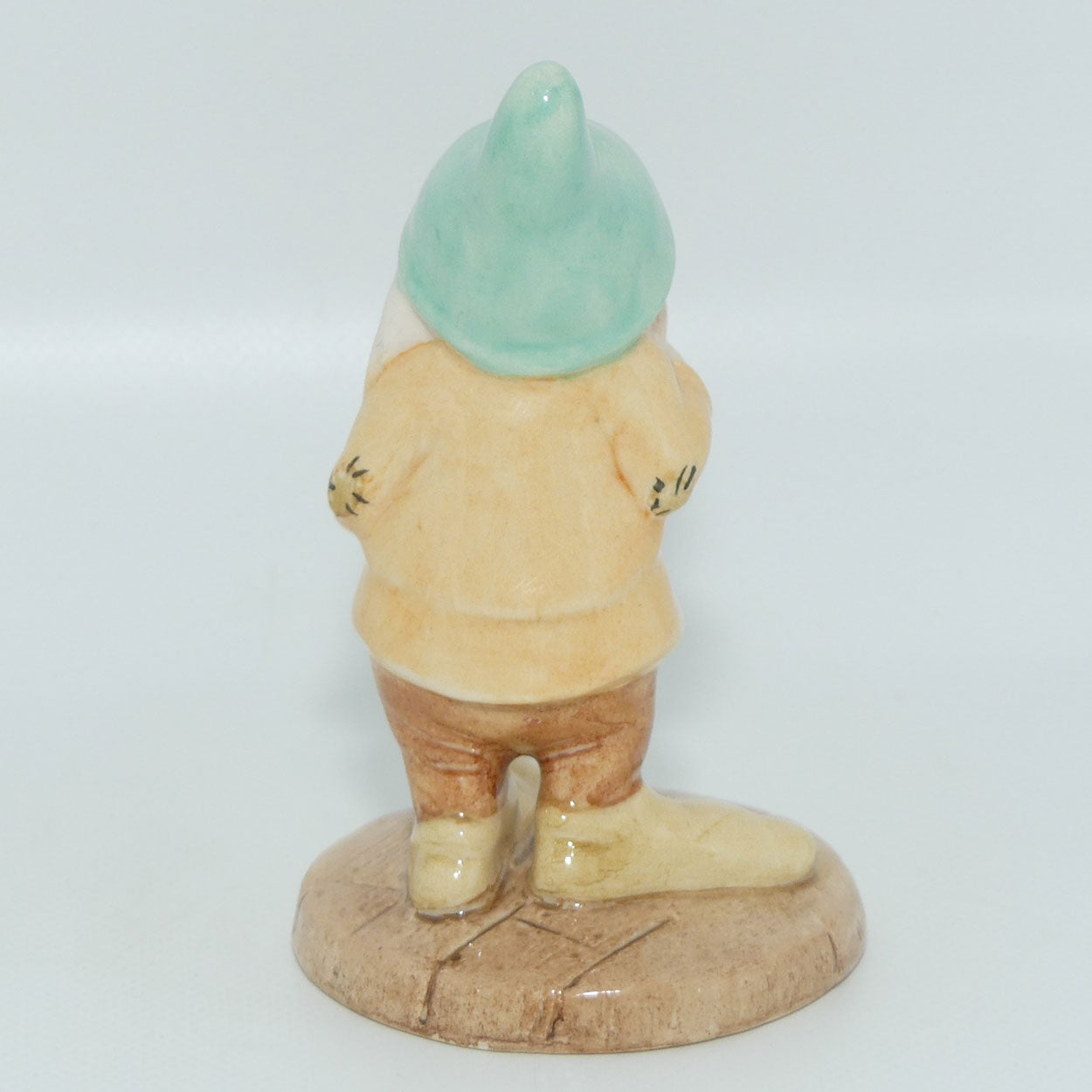 SW16 Royal Doulton Disney Snow White and Seven Dwarfs figure | Bashful