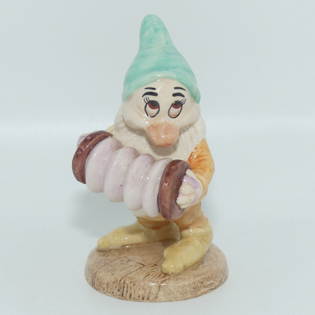 SW18 Royal Doulton Disney figure Bashful's Melody