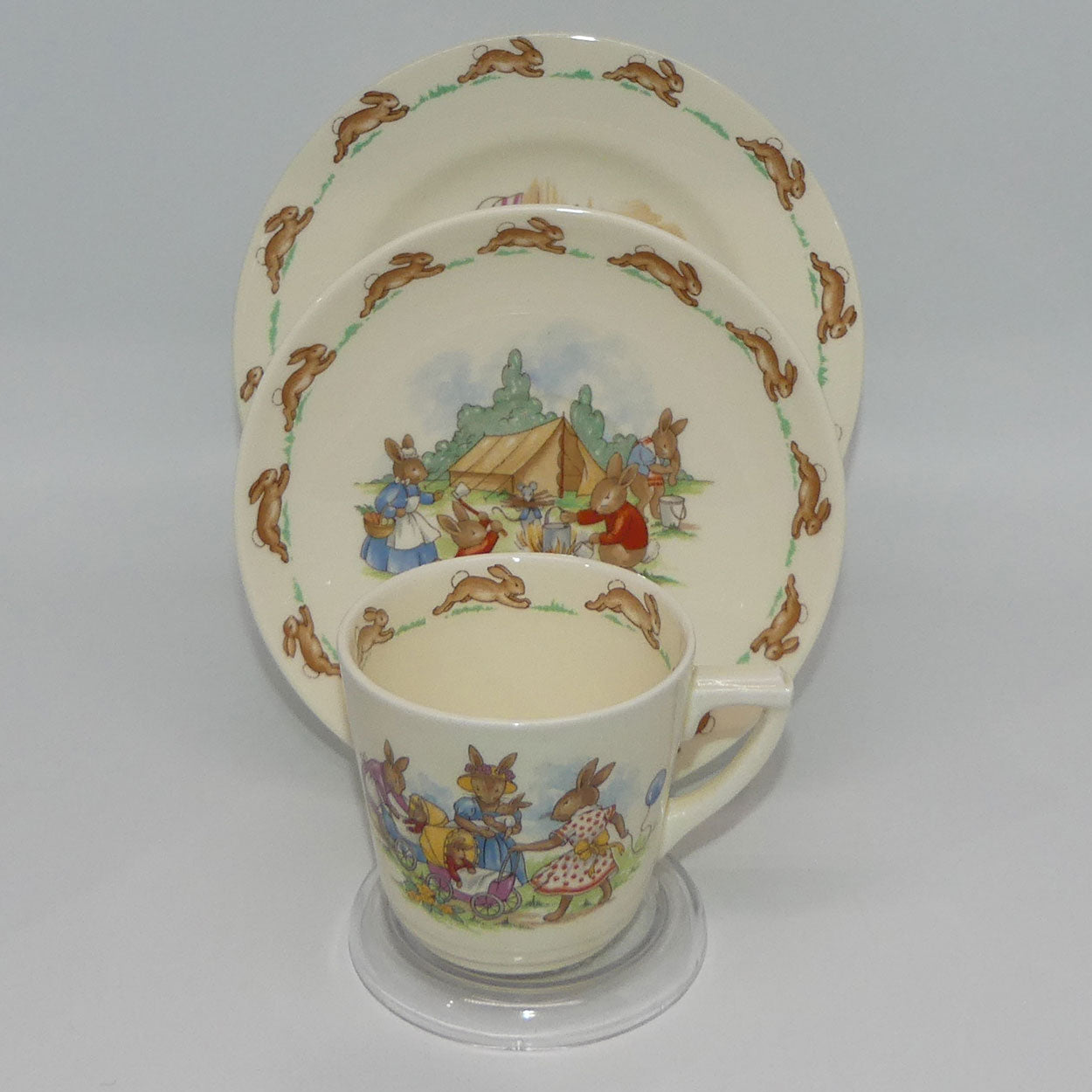 royal-doulton-bunnykins-tableware-assorted-scenes-trio-3