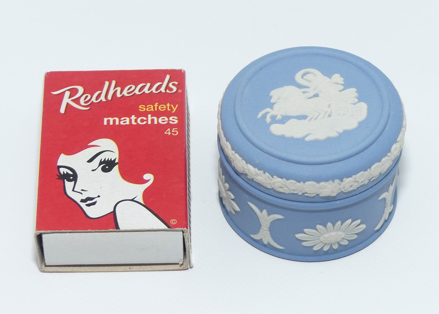 Wedgwood Jasper | White on Pale Blue | Aurora miniature trinket box