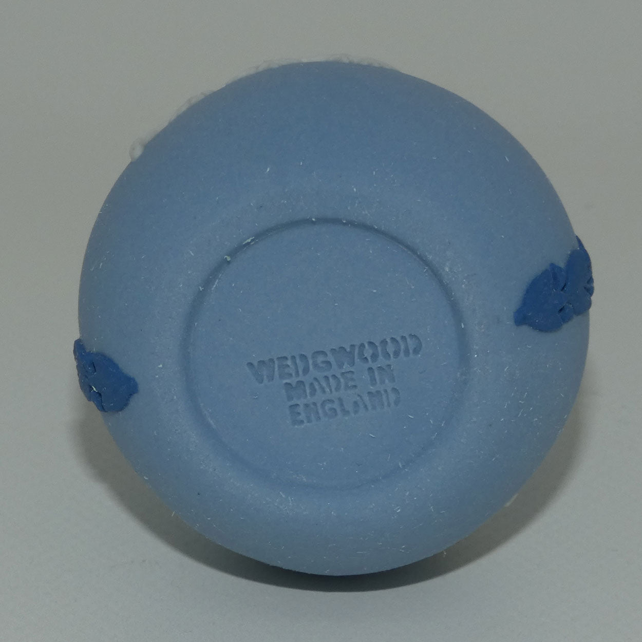 wedgwood-jasper-seasons-twcs-mini-bud-vase-autumn