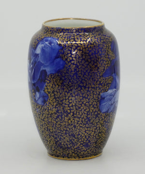 royal-doulton-blue-roses-bulbous-vase-with-gilt-highlights