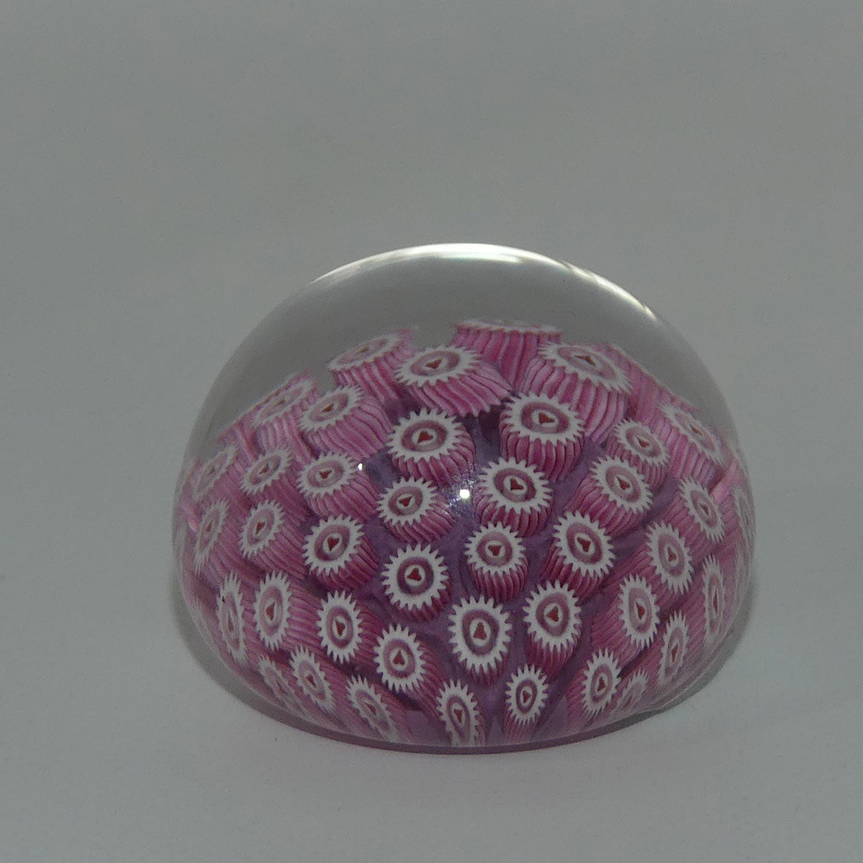 john-deacons-scotland-millefiori-bunch-of-hearts-ultra-mini-paperweight