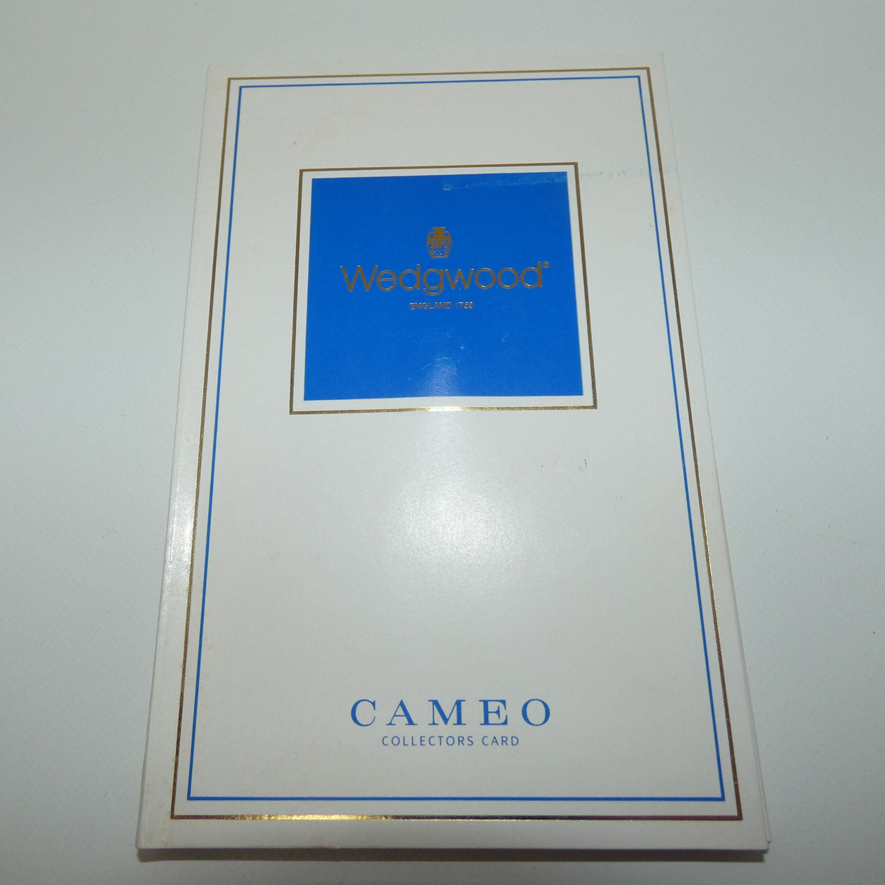 wedgwood-jasper-cameo-collectors-card-3-white-on-pale-blue-cameo