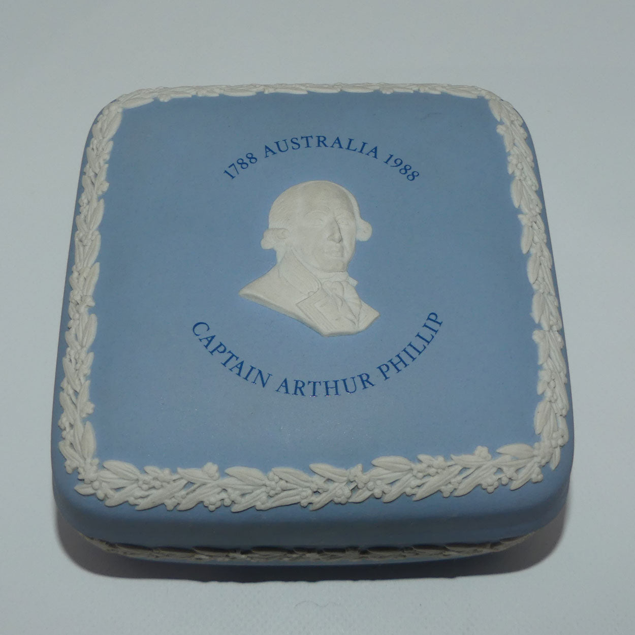 wedgwood-jasper-australian-1788-1988-captain-arthur-phillip-square-trinket