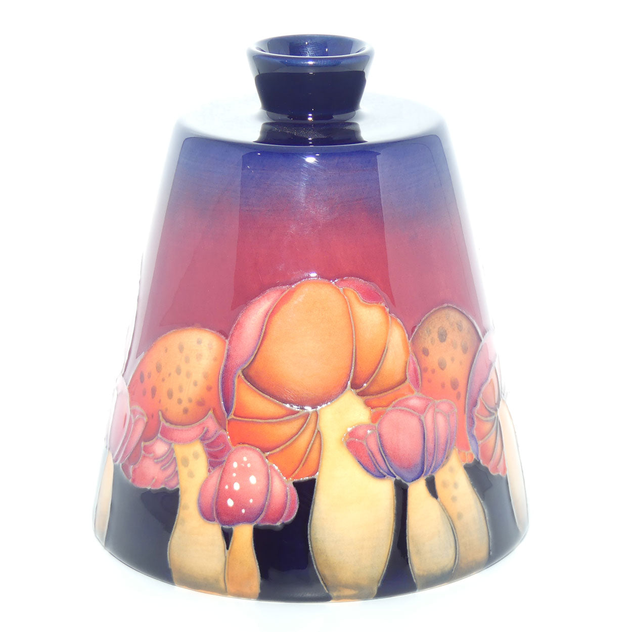 Moorcroft Pottery | Carmine Claremont 162/5 vase | Num Ed