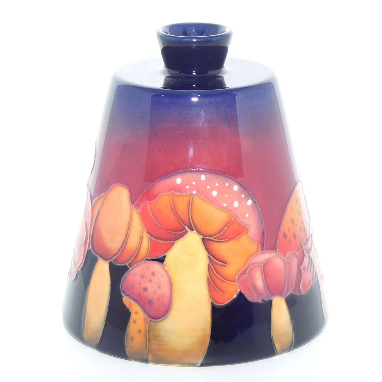 Moorcroft Pottery | Carmine Claremont 162/5 vase | Num Ed