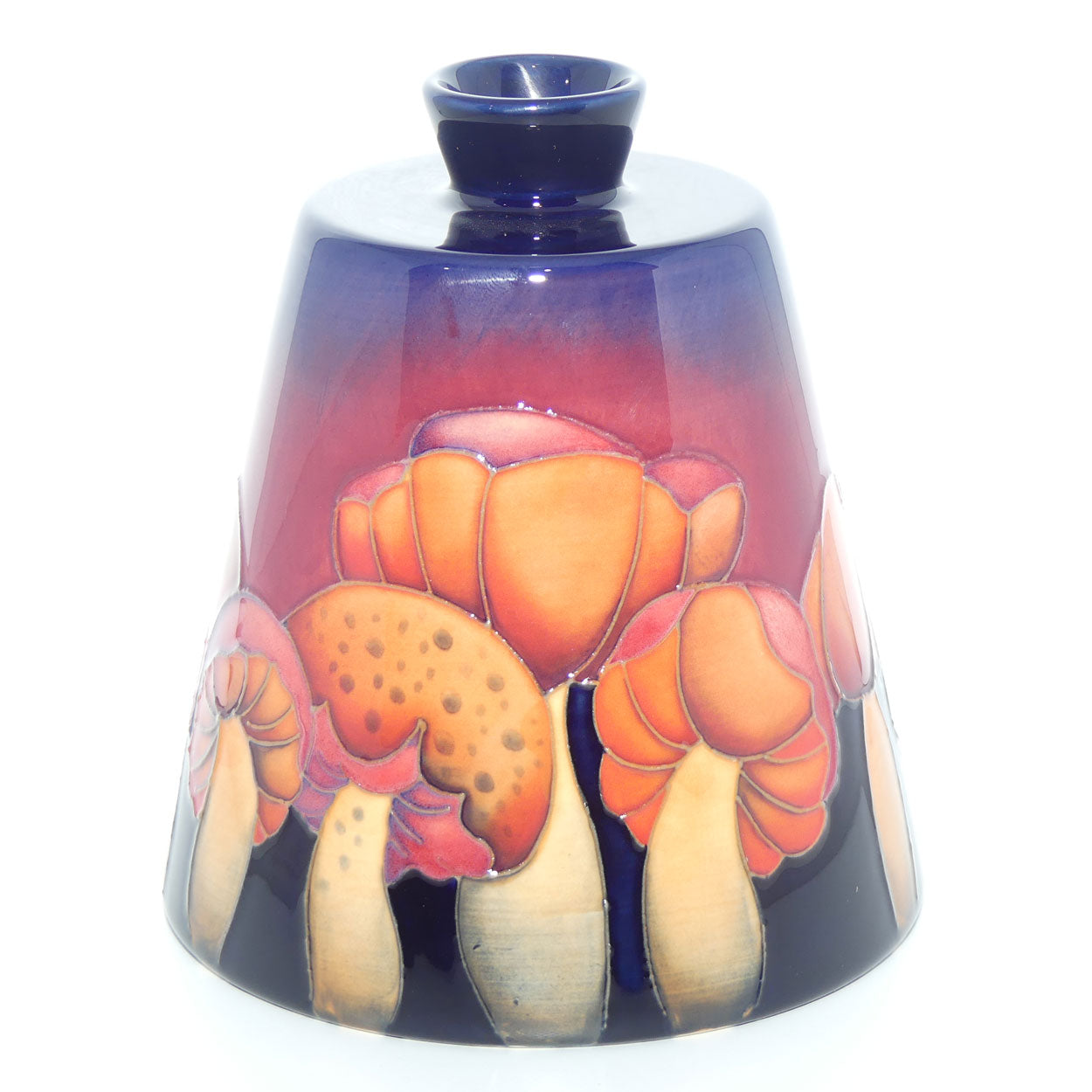 Moorcroft Pottery | Carmine Claremont 162/5 vase | Num Ed
