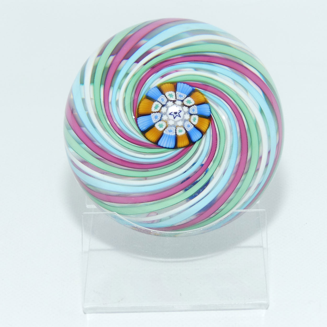 john-deacons-scotland-4-colour-swirl-paperweight-cranberry-blue-white-green