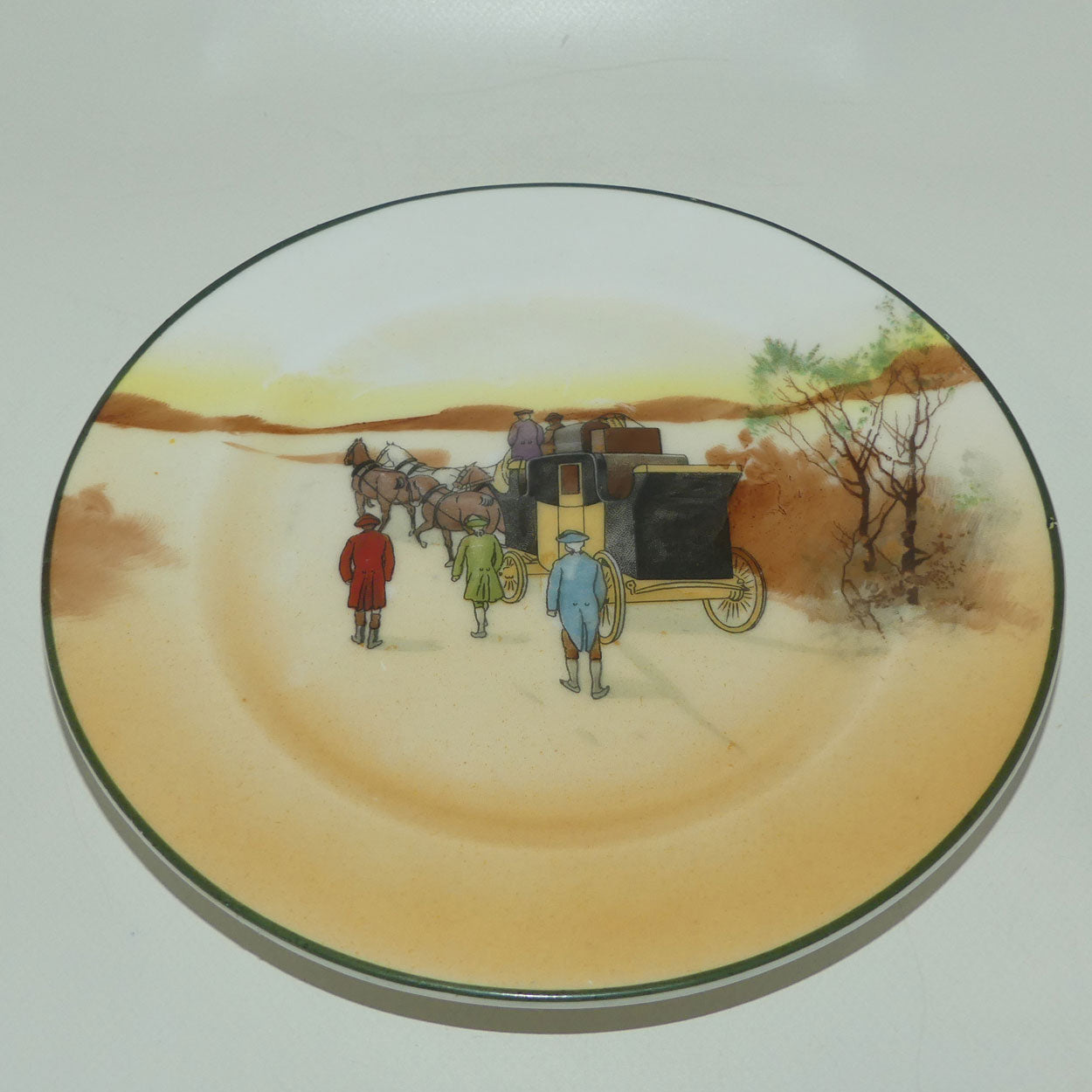 royal-doulton-coaching-days-cecil-shape-trio-e3804-round-plate-4