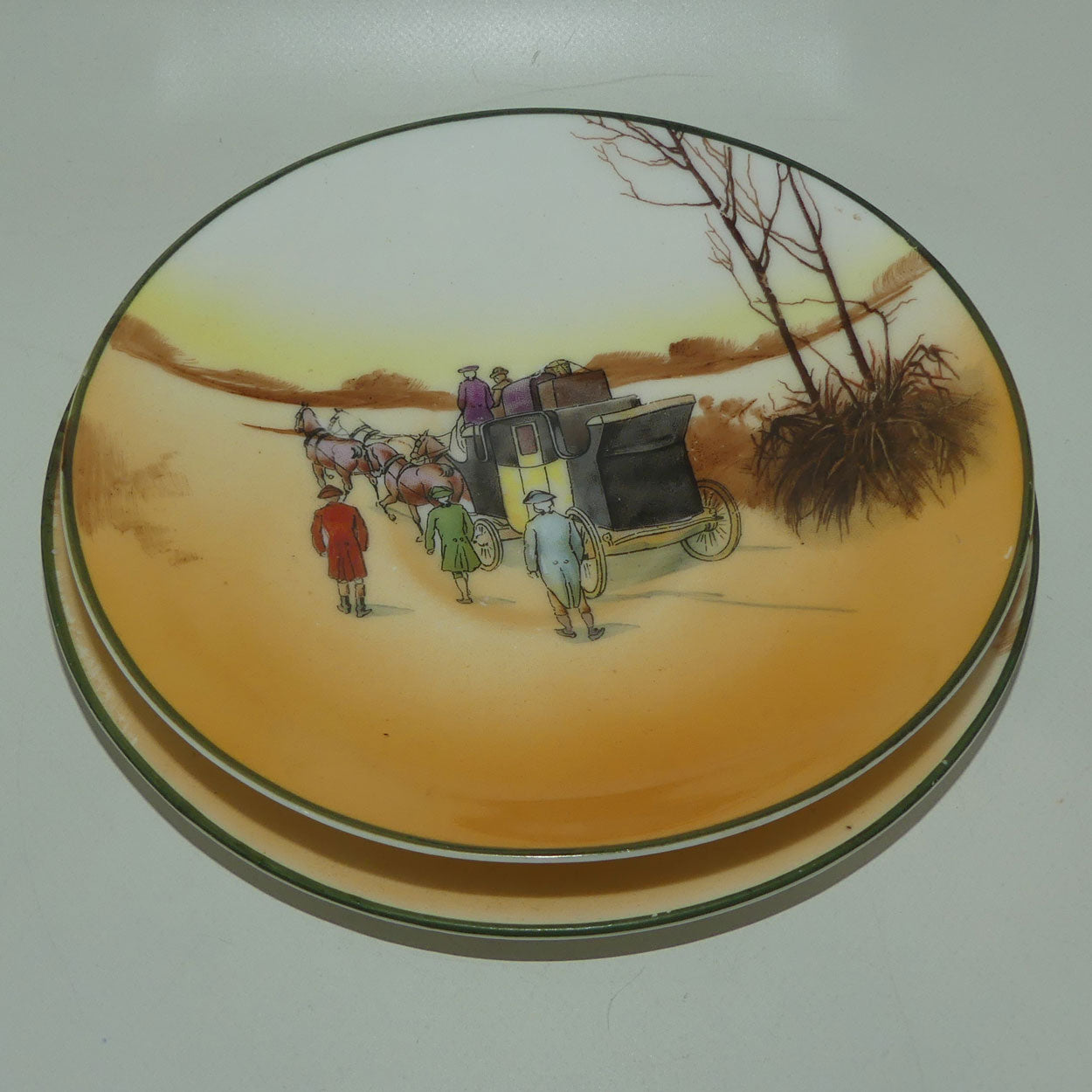 royal-doulton-coaching-days-cecil-shape-trio-e3804-round-plate-6