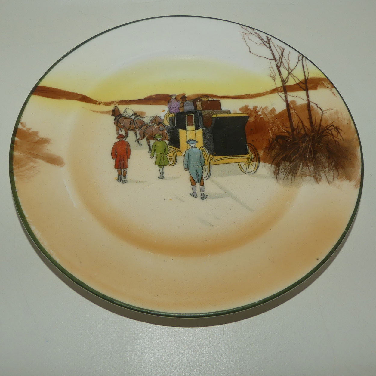 royal-doulton-coaching-days-cecil-shape-trio-e3804-round-plate-6