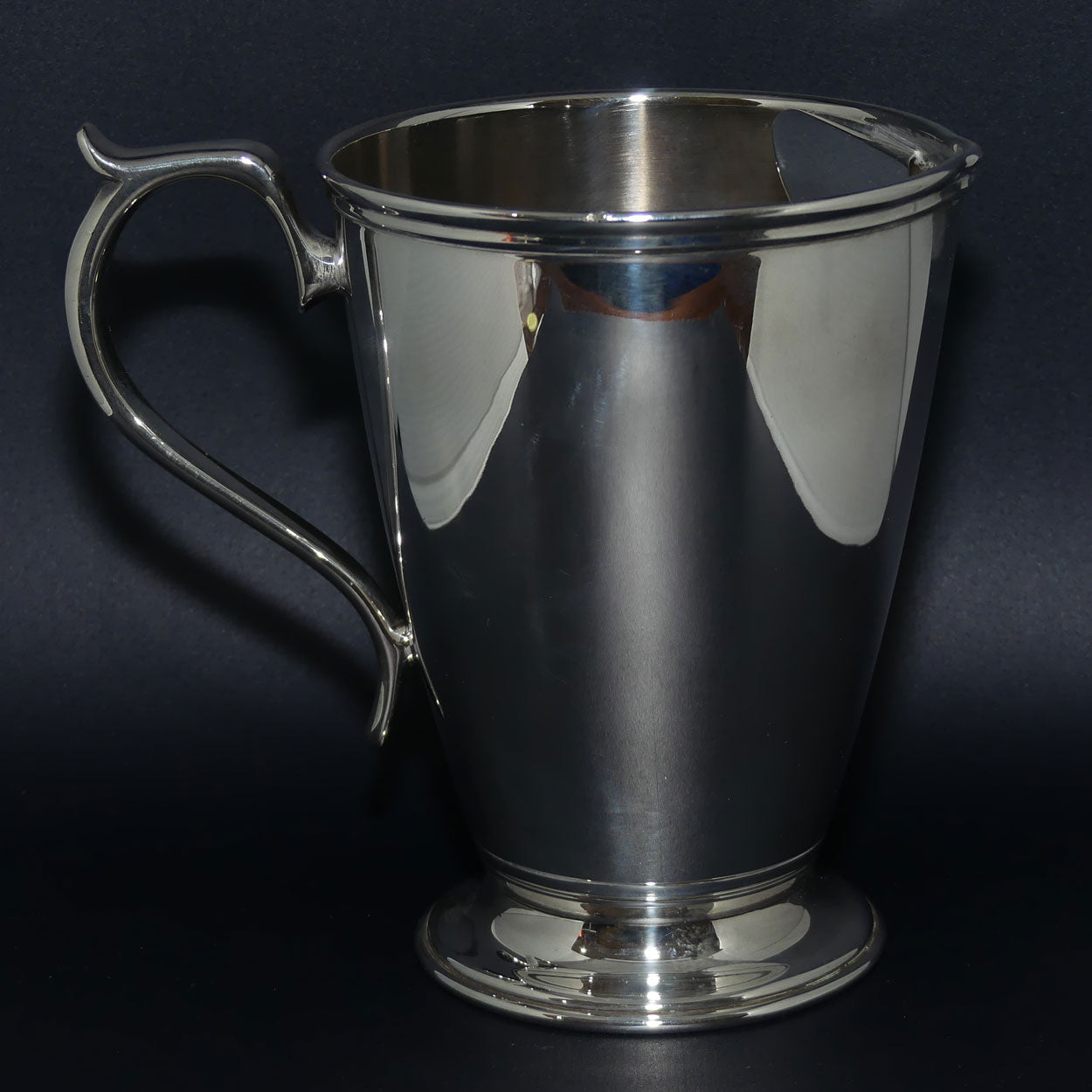 Crusader Plate EPNS A1 Silver Plated ice water jug