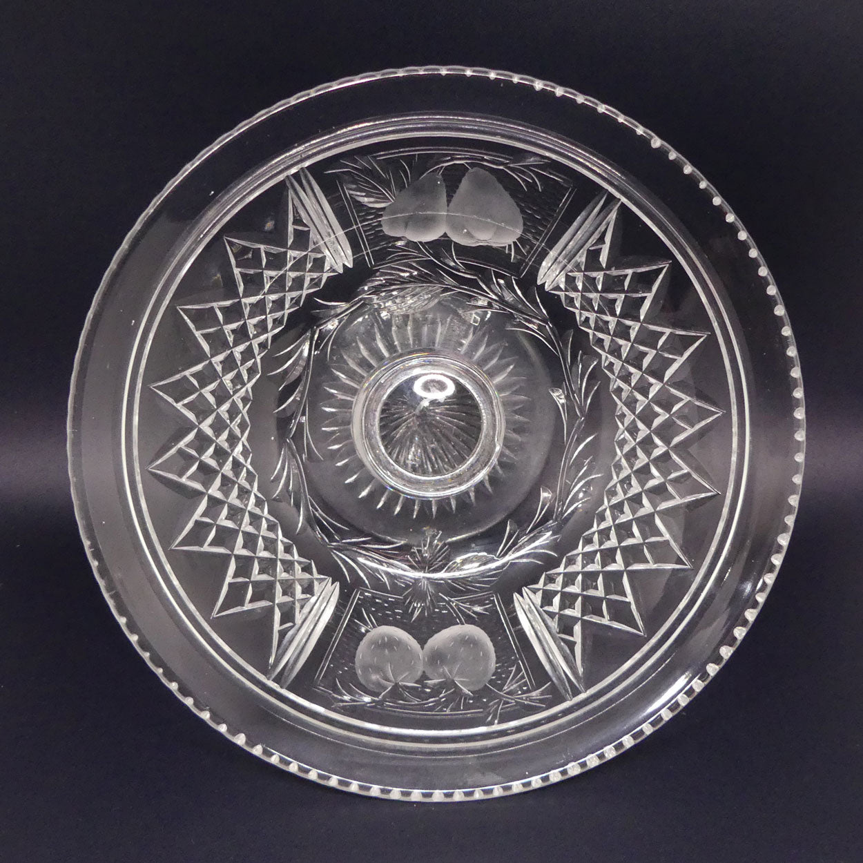 fine-quality-crystal-fruit-set-comport-and-8-plates