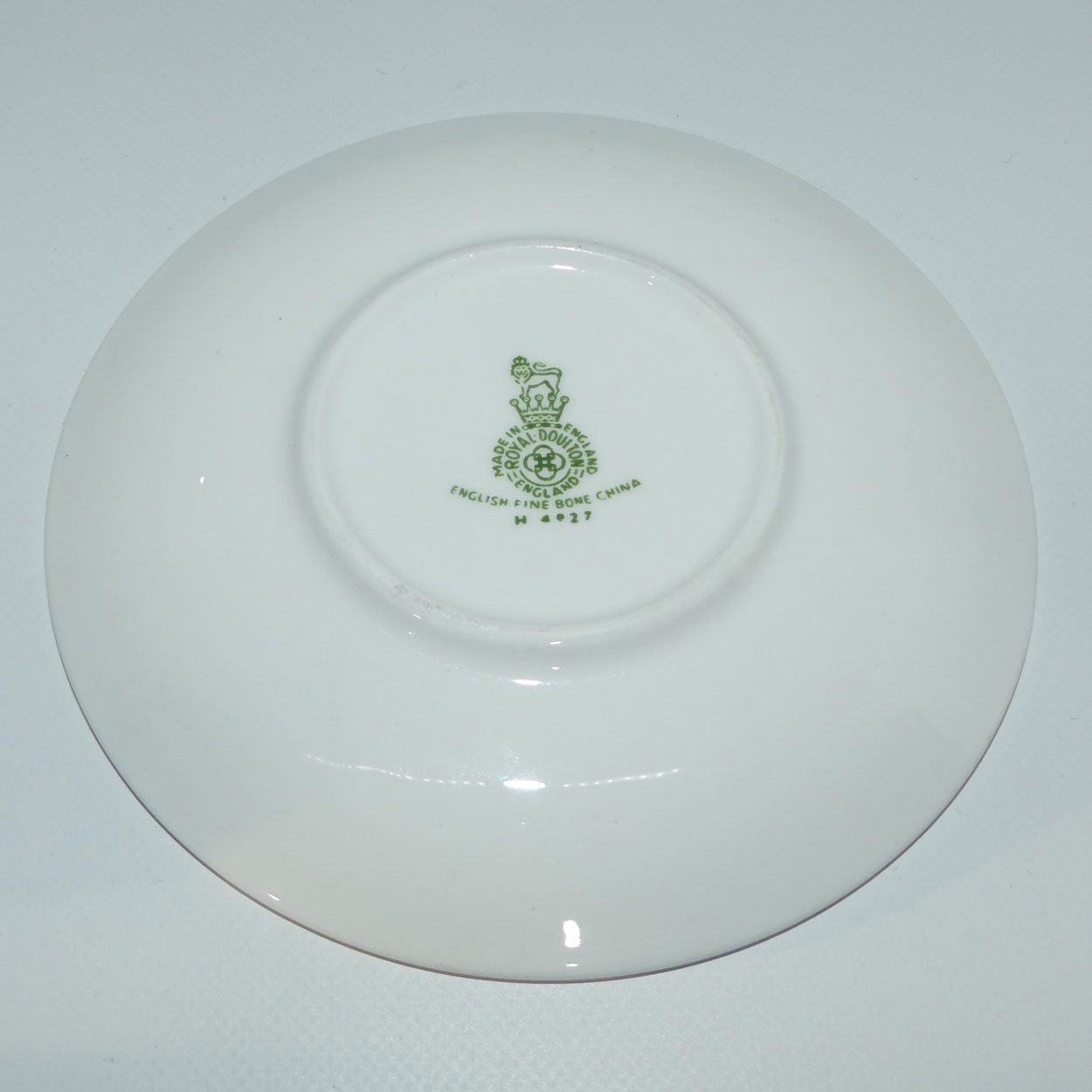 royal-doulton-reynard-the-fox-coffee-cup-and-saucer-h4927-fox-head-turned