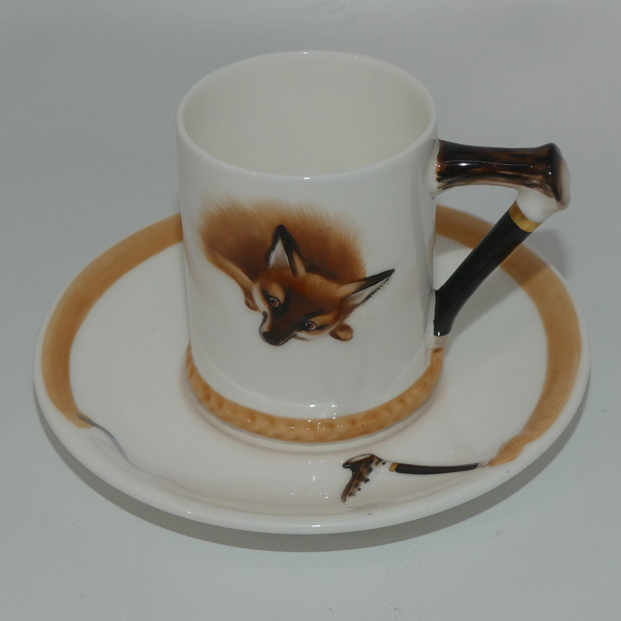 royal-doulton-reynard-the-fox-coffee-cup-and-saucer-h4927-fox-lying