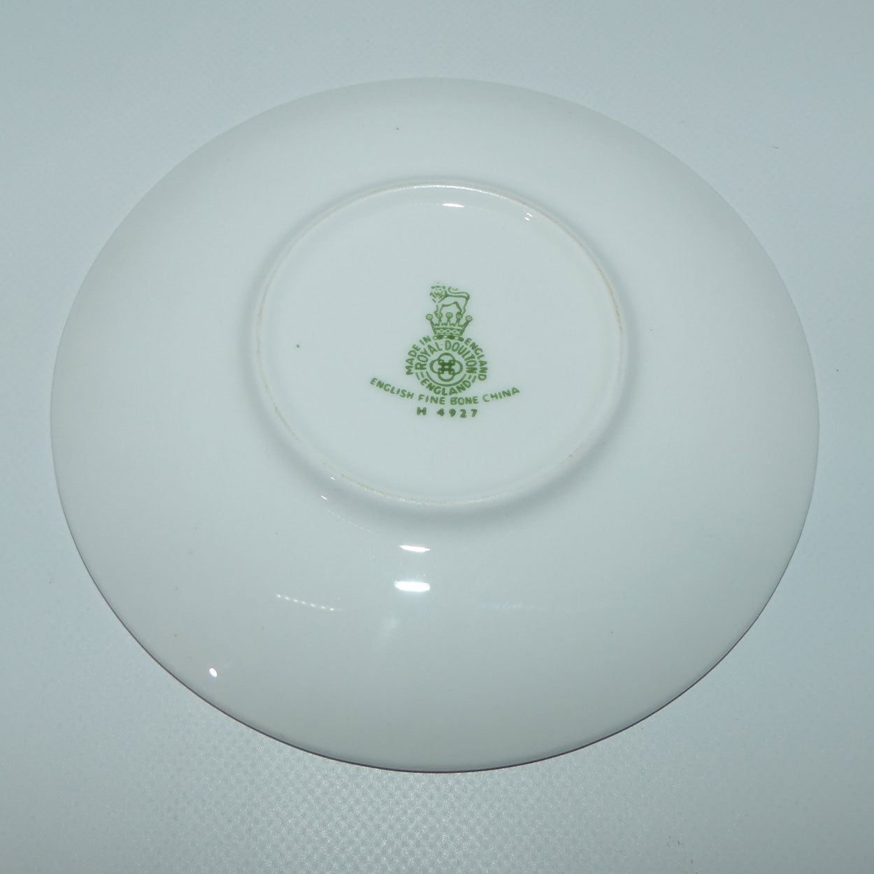 royal-doulton-reynard-the-fox-coffee-cup-and-saucer-h4927-fox-lying