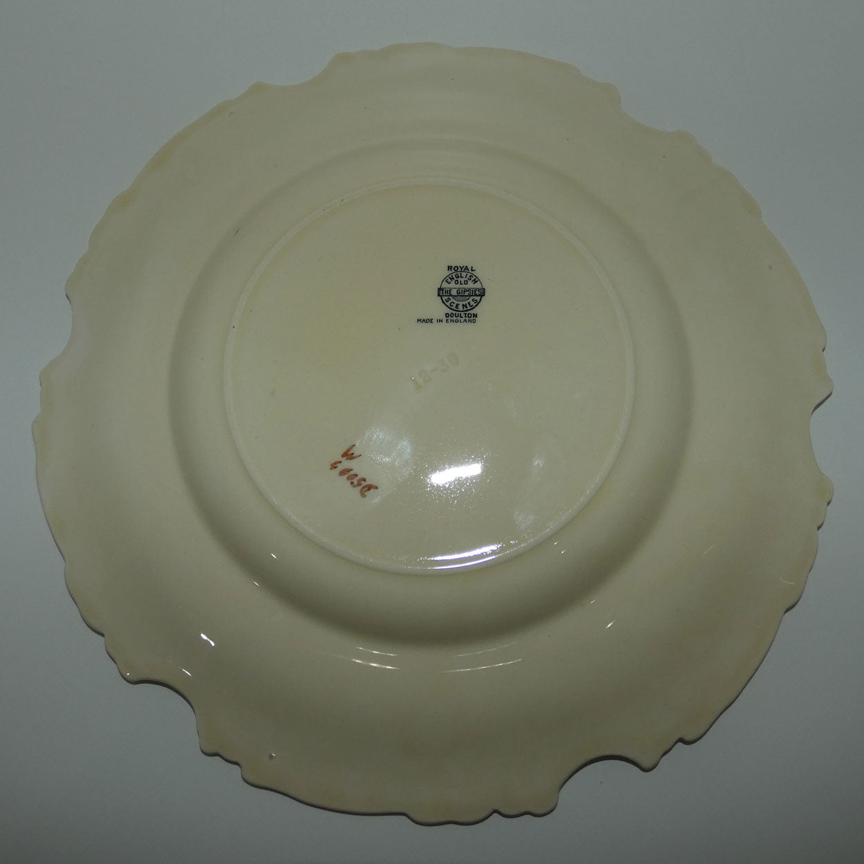 royal-doulton-gleaners-and-gypsies-figured-fancy-border-plate-d5003