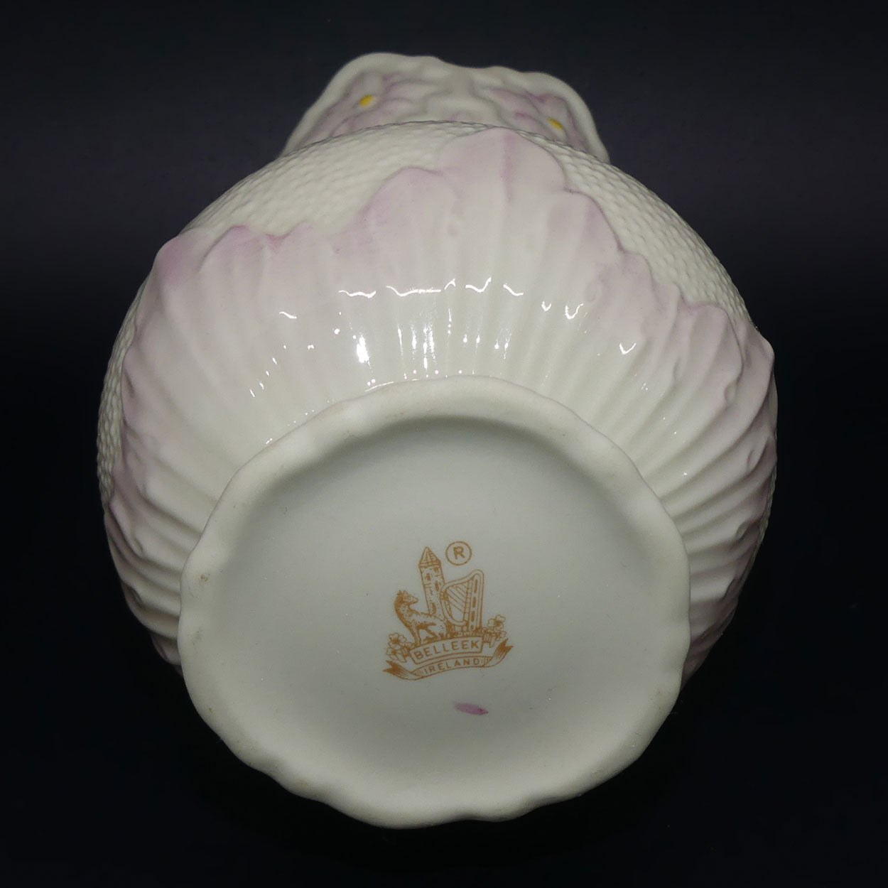 belleek-embossed-floral-pattern-vase-gold-mark