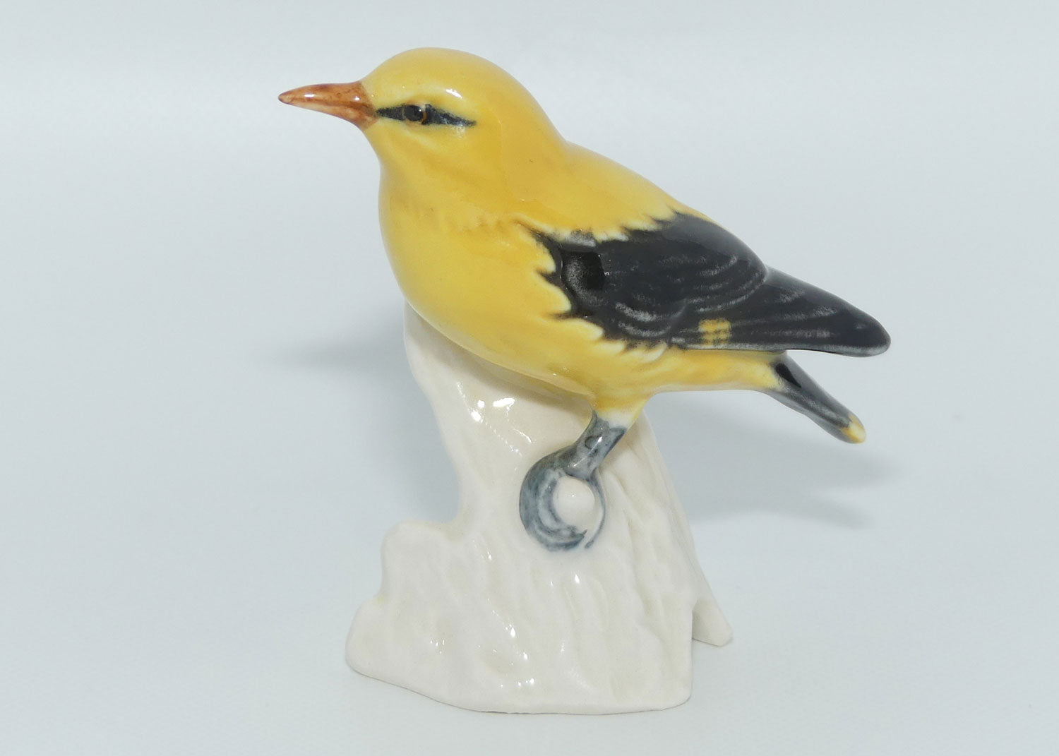 Goebel Golden Oriole bird figure