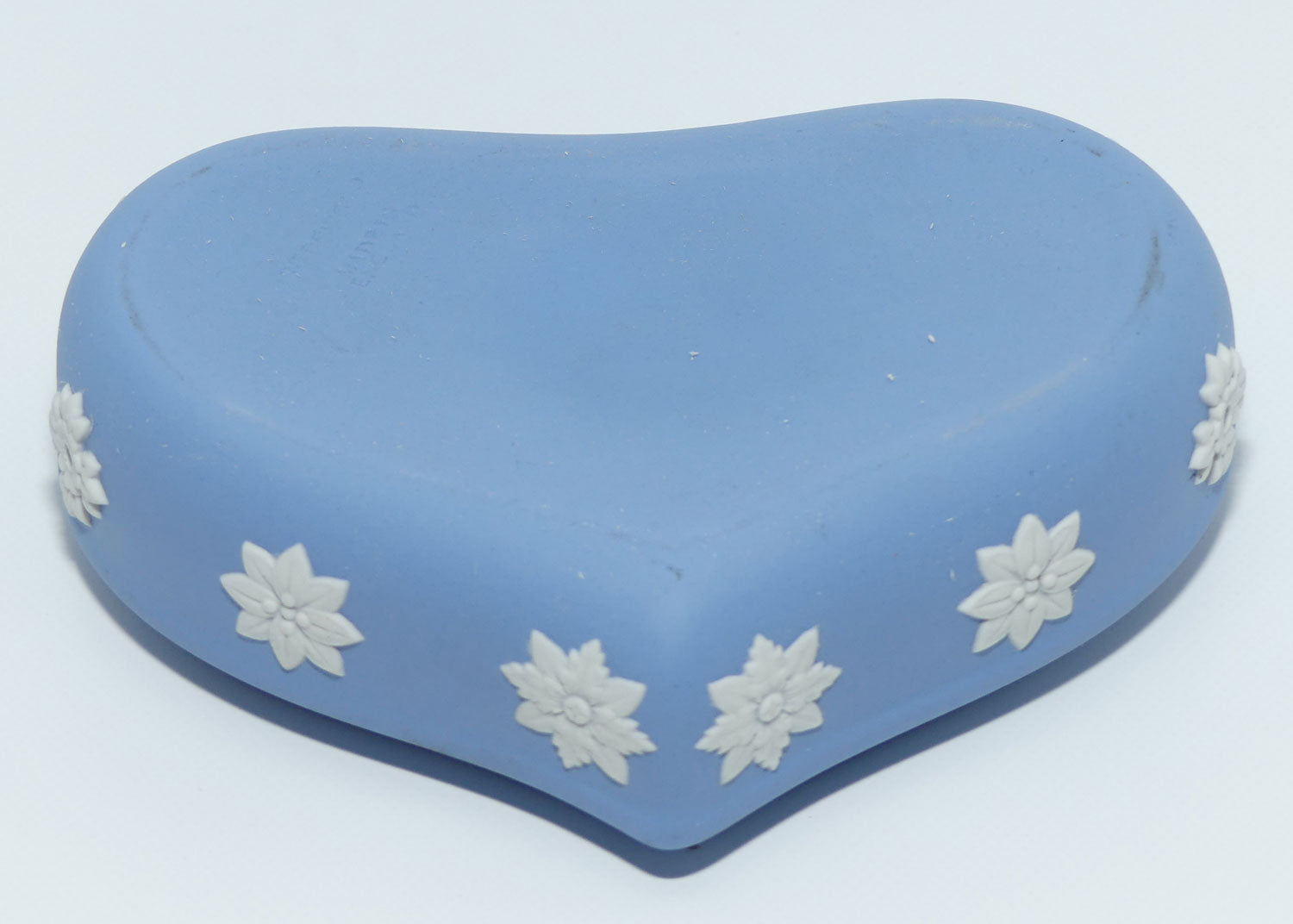 Wedgwood Jasper | White on Pale Blue | Muses | large Heart trinket