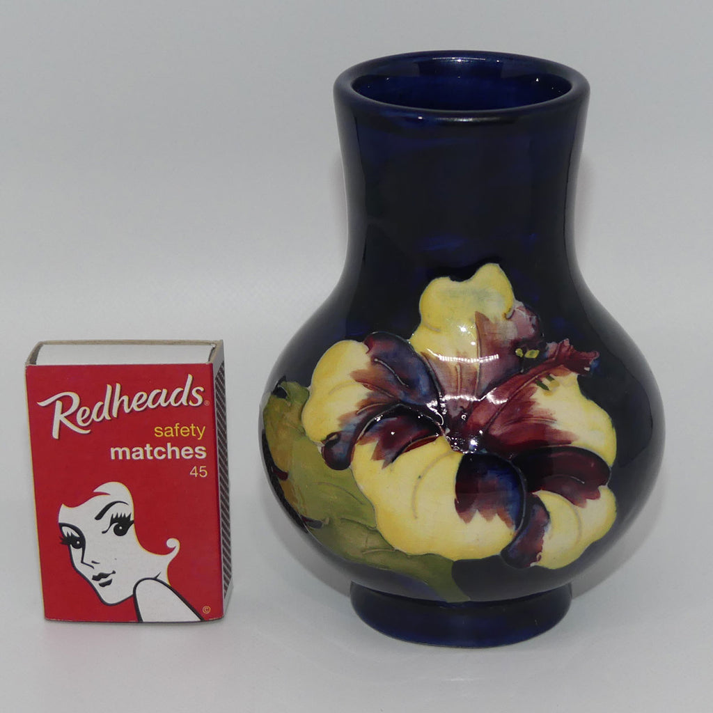 Walter Moorcroft Hibiscus small vase | Blue