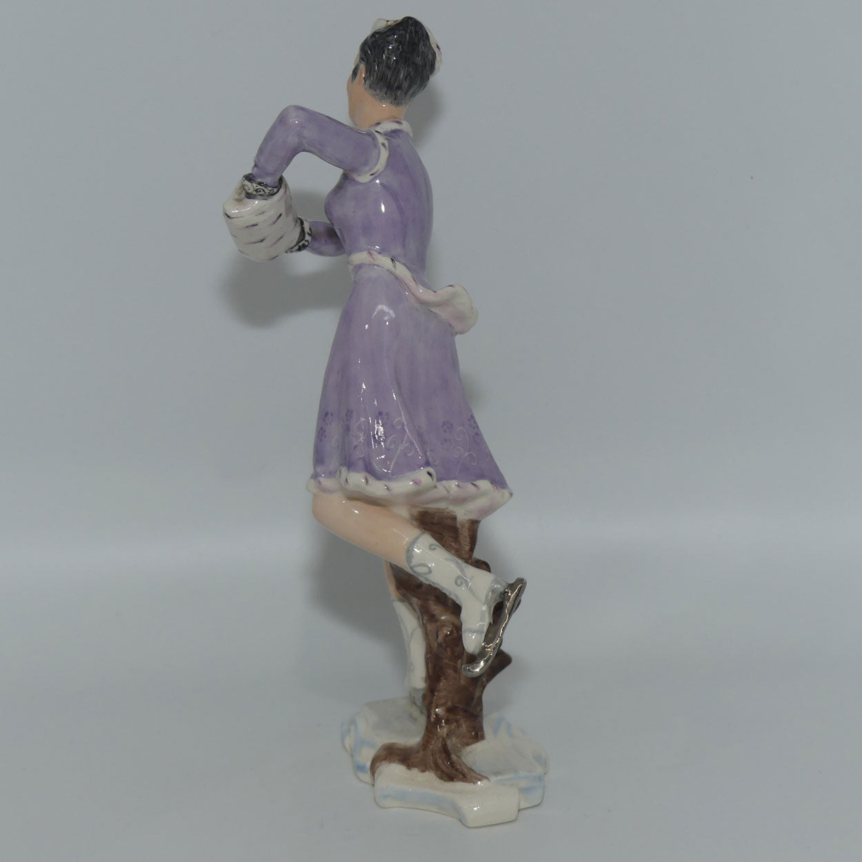 wedgwood-and-co-figure-86-ice-skater