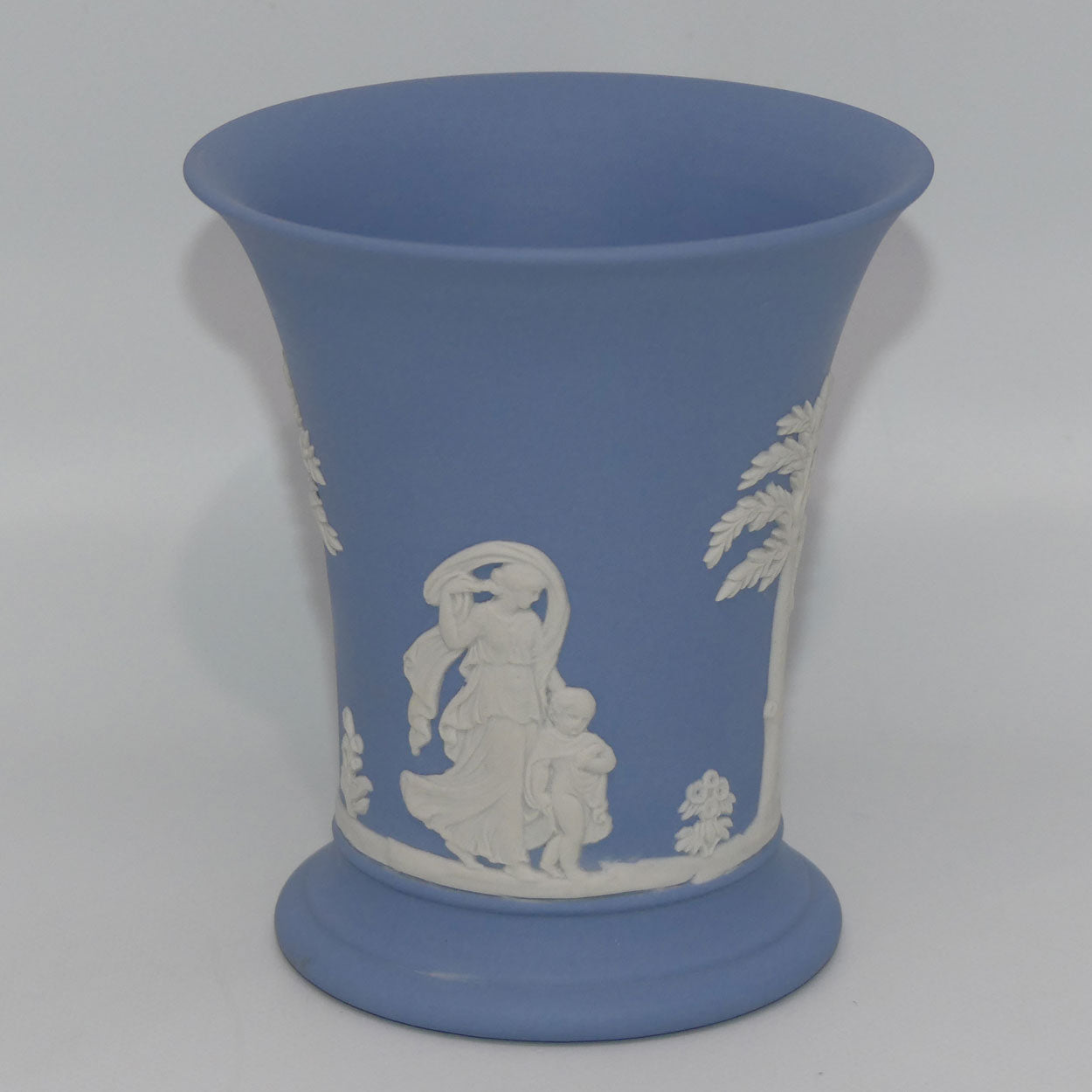 wedgwood-jasper-white-on-pale-blue-flaired-and-footed-vase-boxed