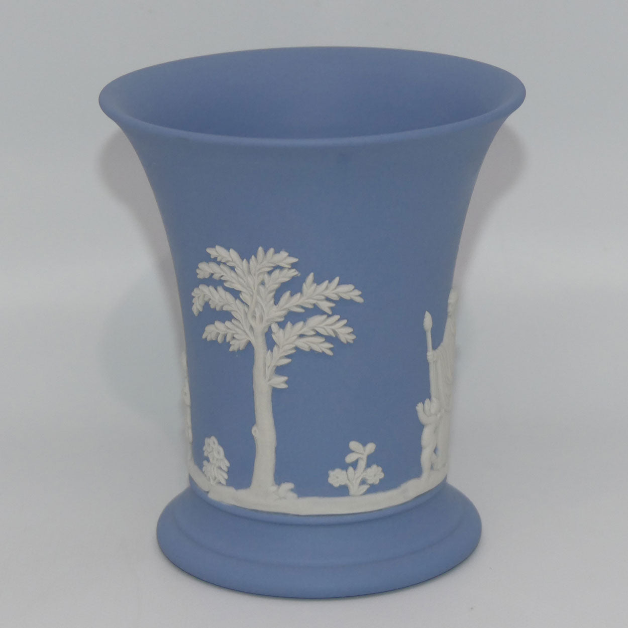 wedgwood-jasper-white-on-pale-blue-flaired-and-footed-vase-boxed